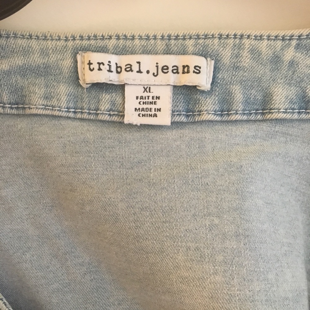 Jean jacket - Picture 3 of 6